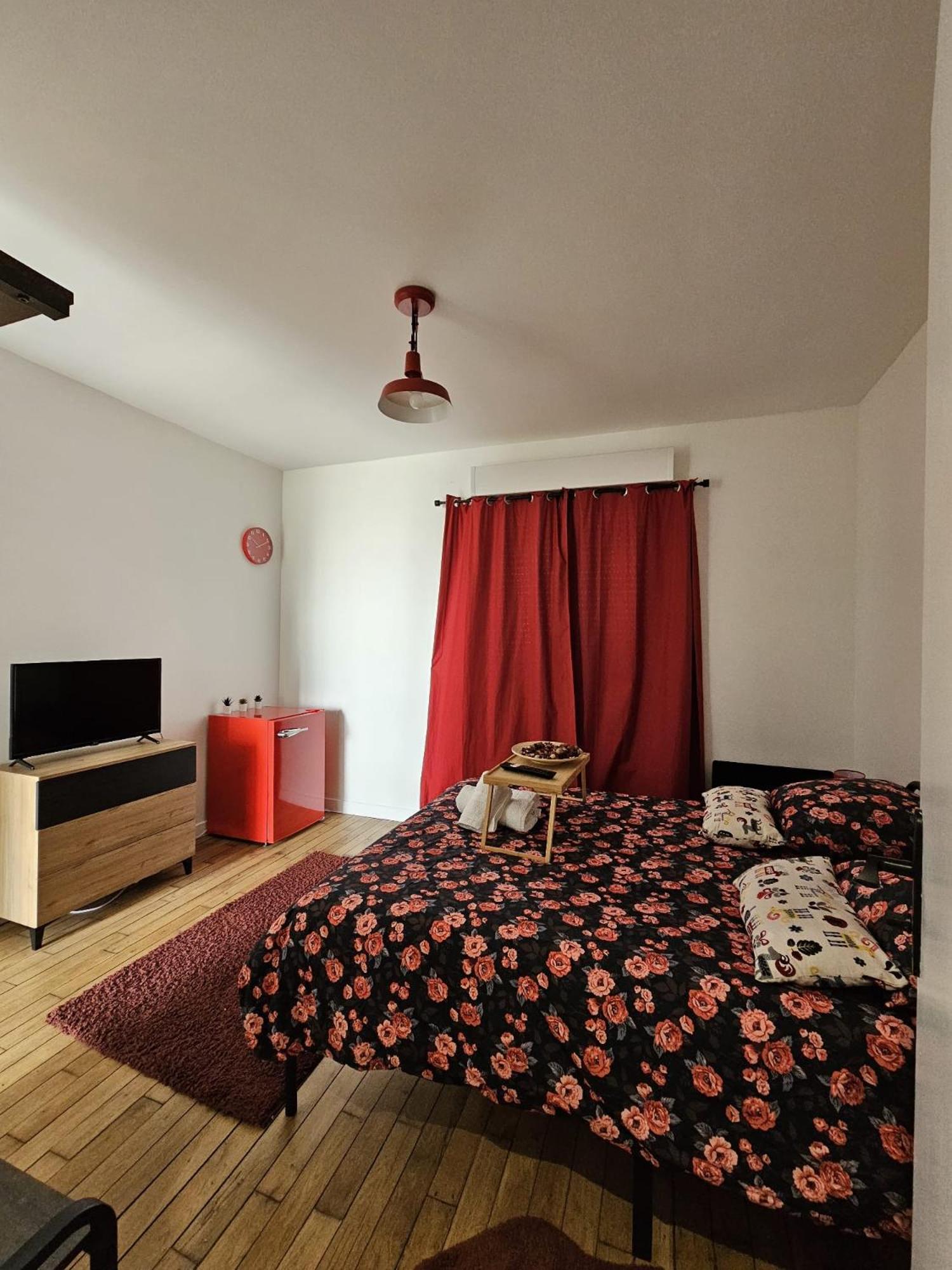 Chambre Proche De Stade De France Pierrefitte-sur-Seine Buitenkant foto